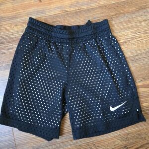 Nike Kids XS Multilayer Black Mesh Athletic Shorts With White underlayer